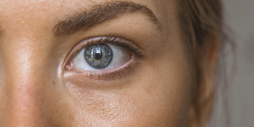 What Skin Analysis Machines Can See Better Than the Naked Eye